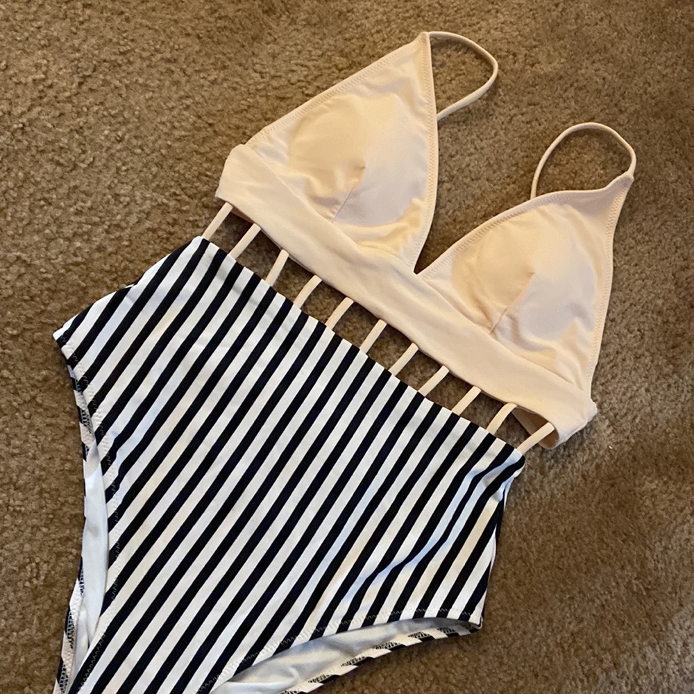New Monokini Cupshe!